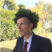 Neolaureato in Filosofia e Scienze dell'educazione offre lezioni di Filosofia e Storia